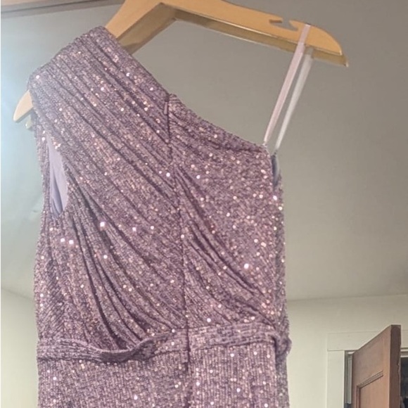 Mac Duggal purple Sequined Ruched One Shoulder Gown - Picture 10 of 10